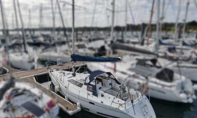 Berven Boat Rental | Location Unique : Le Bateau d'Antoine à Roscoff