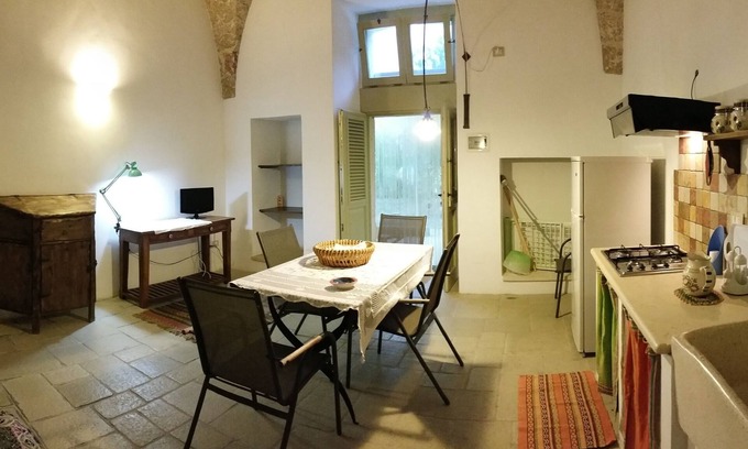 Presicce Apartment | Lodge Levante 4p with kitchen, in Masseria with shared swimming pool in Salento