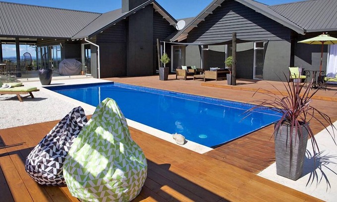 Kerikeri Bed & Breakfast | Lodore Lodge