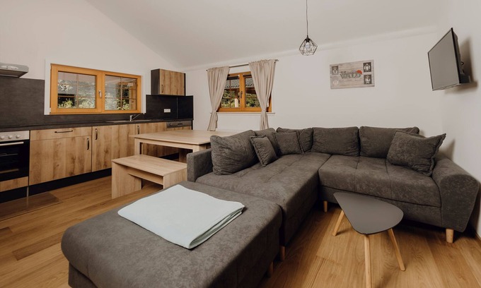 Baiersbronn House | Log cabin, 60 sqm, 2 bedrooms, wooden terrace with garden, max. 4 persons