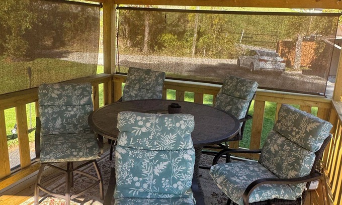 Huntington House | Log Cabin in the Field