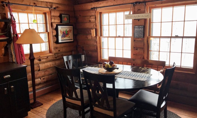 Sandgate Cabin | Log Cabin In The Woods