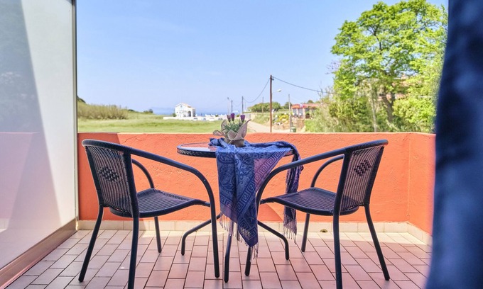 Peroulades Apartment | Logas Beach Studio 9 Corfu