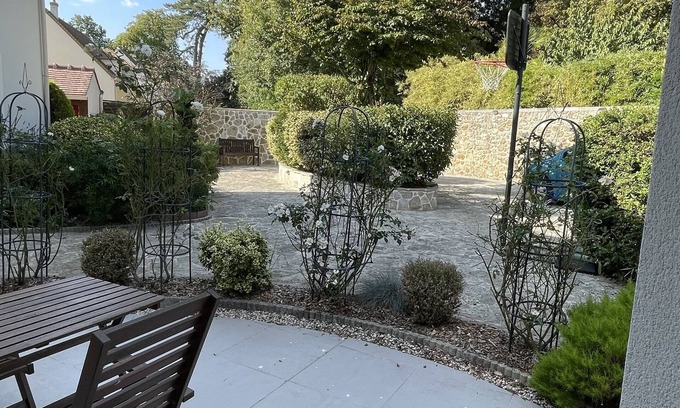 Magny-les-Hameaux Apartment | Logement Indépendant Privatif en Plein Coeur de la Vallée de Chevreuse !