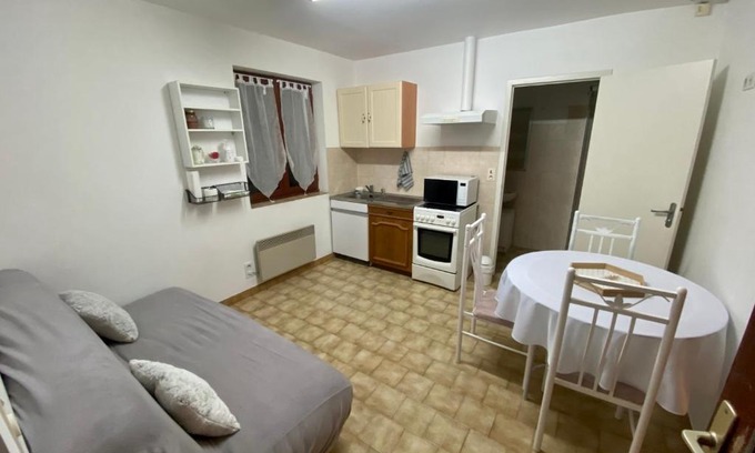 Parigne-le-Polin House | Logement individuel circuit 24h du Mans ou autre