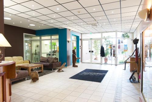 Montmorillon Hotel | Logis Hôtel de France restaurant le Lucullus