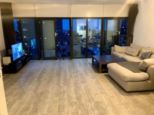Stadsdriehoek Apartment | Long Term Rental - Beautiful Apt City center Free Parking