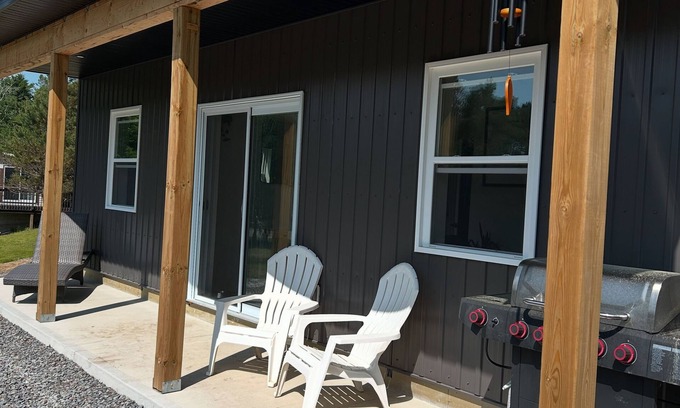 Weslemkoon House | Loon Landing Cottage - Lake Access & Private Dock & ATV Trails & Full Season