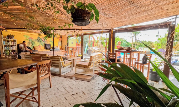 La Mareta Hotel | Los Amigos Nest Hostel