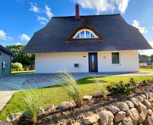 Pepelow House | Lotta - Ferienhaus mit Kamin und Sauna für 7 Personen