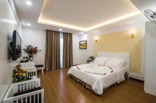 Ha Dong Apartment | Lotus Hotel - A24, Khu Đấu Giá, Vạn Phúc - by Bay Luxury