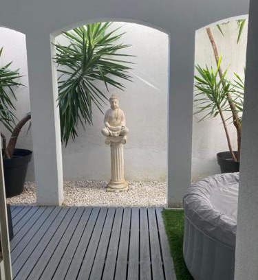 Agde Apartment | loue appartement 40 m2 Avec son patio jacuzzi