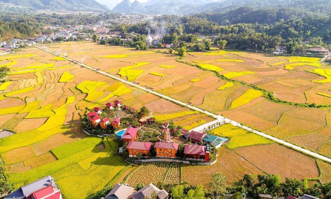 Than Uyen Hotel | Love hill than Uyên