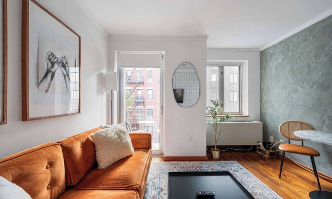 Chelsea Apartment | Lovely 1-Bed w/Balcony, elevator bld