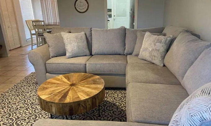 Garland Condo | Lovely 2 bed Condo with pool near Lake Ray Hubbard
