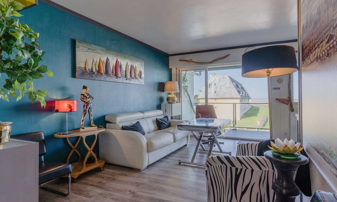 Le Home Apartment | Lovely apartment for 4 people with WIFI, TV and balcony