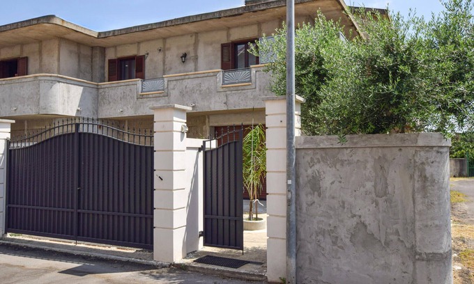 Nicotera Marina Apartment | Lovely apartment in Nicotera Marina with WiFi