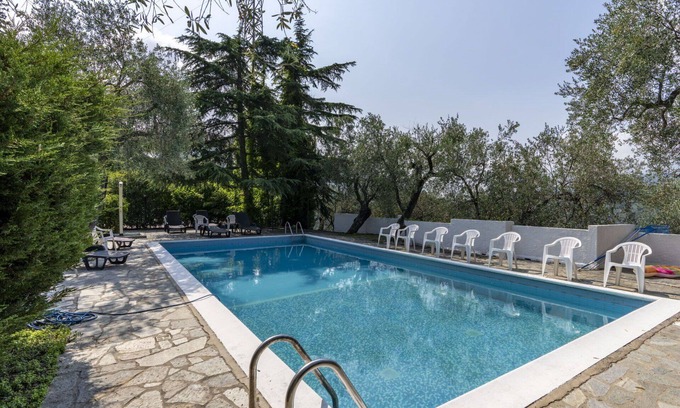 Gazzelli Apartment | Lovely apartment for 4 guests with WIFI, pool, pets allowed and panoramic view