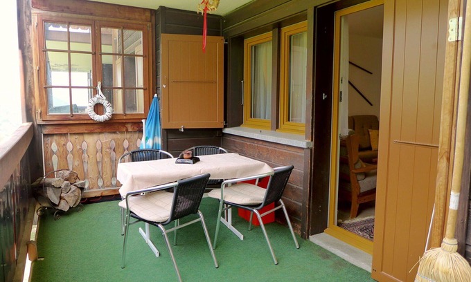 Buerchen Apartment | Lovely apartment for 4 guests with WIFI, TV, balcony, pets allowed and panoramic view
