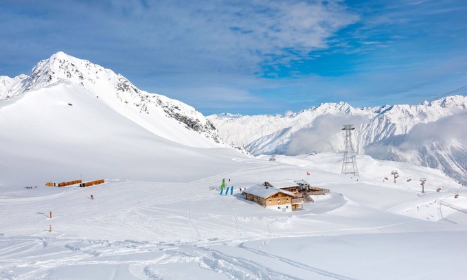 Davos-Dorf Apartment | Lovely apartment for 4 people with WIFI, TV and balcony