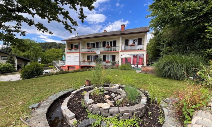 Goritschach Apartment | Lovely apartment for 6 guests with WIFI, TV, balcony and pets allowed