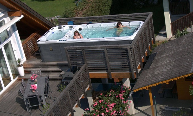 Ligist Apartment | Lovely apartment for 6 guests with WIFI, private pool, TV and terrace
