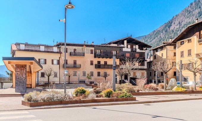 Ragoli Apartment | Lovely apartment for 6 people with WIFI, TV and balcony