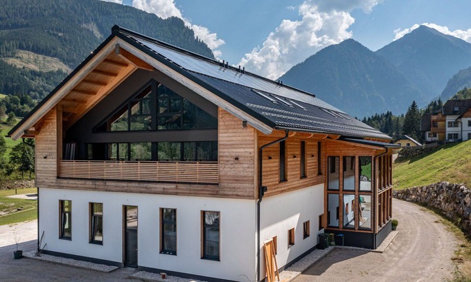Solk Apartment | Lovely apartment for 4 people with WIFI, hot tub, TV and patio
