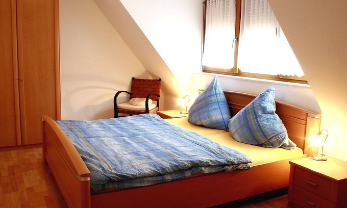 Neuried Villa | Lovely apartment in villa for 4 people with WIFI, TV and patio
