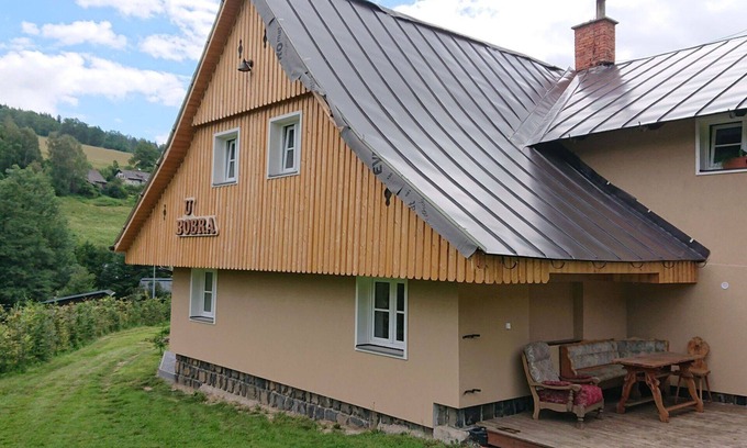 Rokytnice nad Jizerou Villa | Lovely apartment in villa for 24 guests with WIFI, TV, patio, pets allowed and panoramic view
