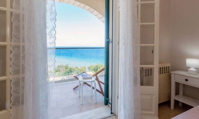 Apraos Apartment | Lovely apartment near the sea, amazing view!