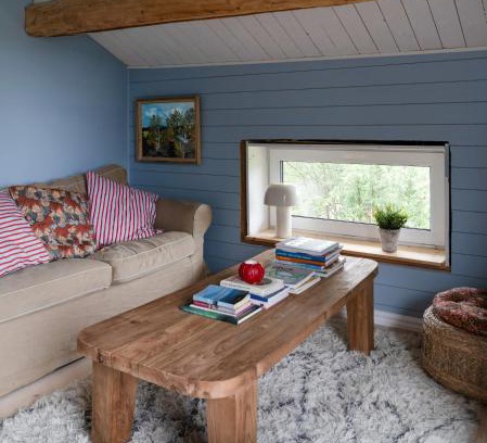 Byske Villa | Lovely cabin with a beautiful view over Byske river