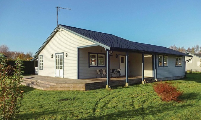 Beddingestrand House | Lovely home in Beddingestrand with WiFi