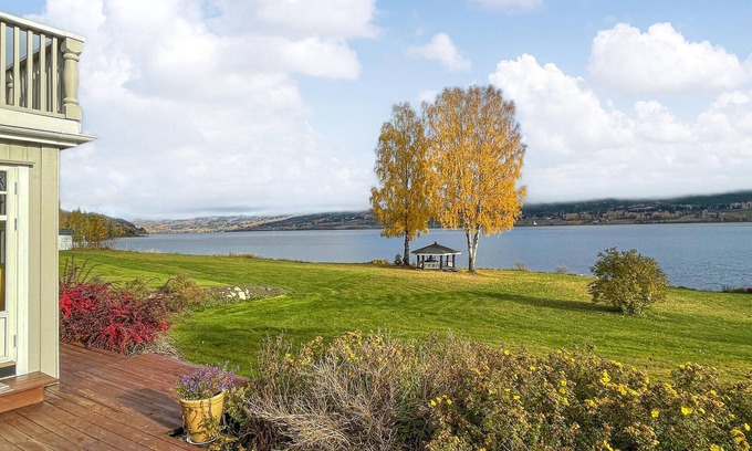 Sndre Land House | Lovely home in Bjoneroa with WiFi