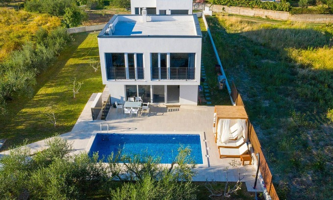 Rudine House | Lovely home in Kastel Novi