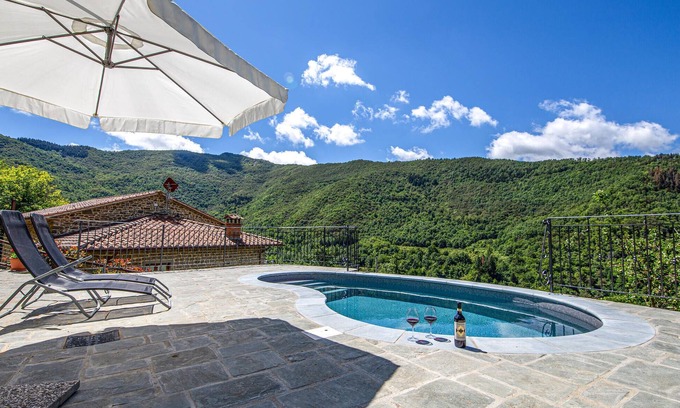 Bibbiena House | Lovely home in Pian del Ponte