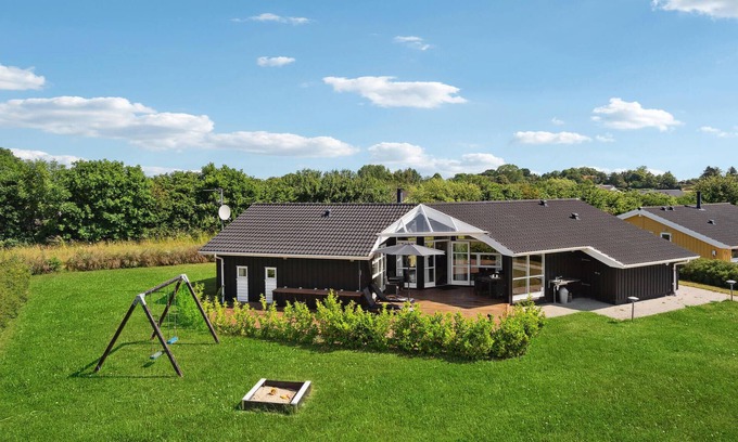 Spodsbjerg House | Lovely home in Rudkøbing with WiFi