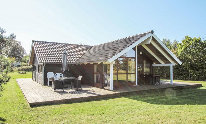 Samsø House | Lovely home in Samsø with WiFi
