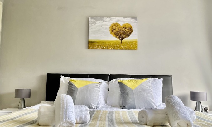 Chatham House | Lovely Serene View