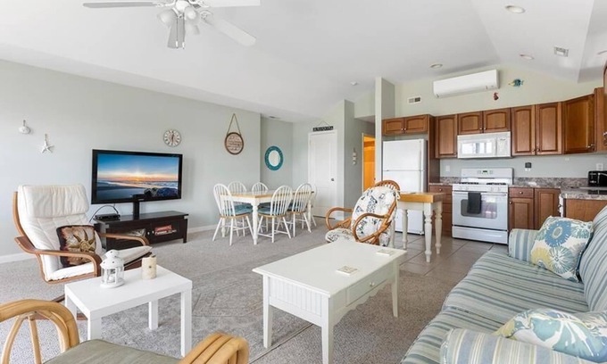 Wildwood Cottage | Lovely Top Floor Ocean View condo awaits your presence !