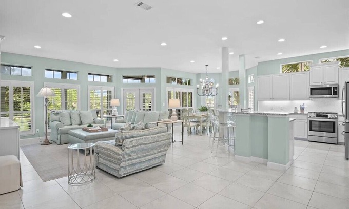 Sandestin Condo | 🏖️LSV(Golf Cart) Included-Walk to Beach-Community Pool-Tivoli by the Sea 5286☀️