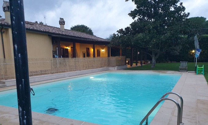 Zona LVIII Prima Porta Villa | Lucilla's nest with private swimming pool 15 minutes away from the heart of Rome