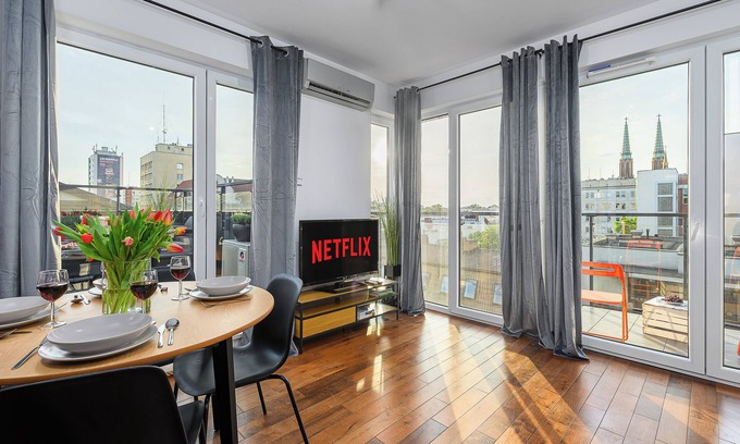 Praga Apartment | Lumina 3-room apart with large terrace