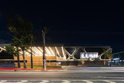 Agua Branca Apartment | Lush Motel Lapa