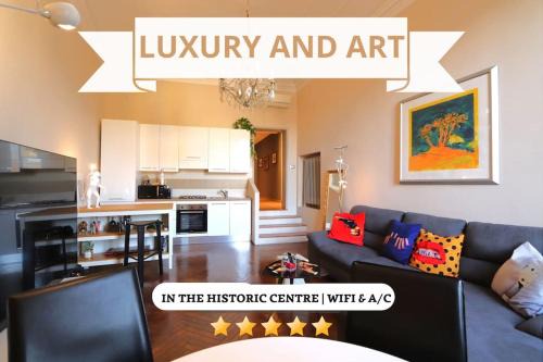 Old Town Apartment | Lusso e Arte In Pieno Centro Storico