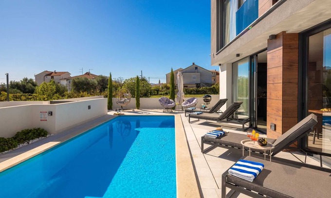 Kastel Gomilica Villa | Lux Etera Villas Complex