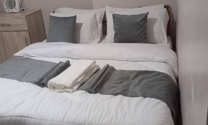 Mbotela Apartment | Lux Suites Attic Place Studio Apartemnts