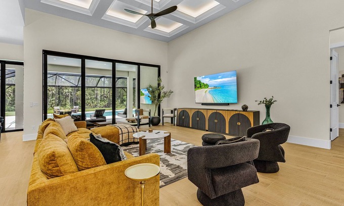 Rural Estates House | Luxe 20 P Hot Tub/Pool/Cinema/Pickle ball