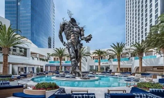 Las Vegas Condo | Luxe 51st Floor High-Rise Studio - Palms Place