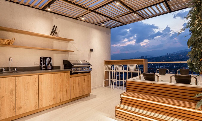 Medellin House | Luxe Retreat Private Jacuzzi, A House Best view and price of North Medellin